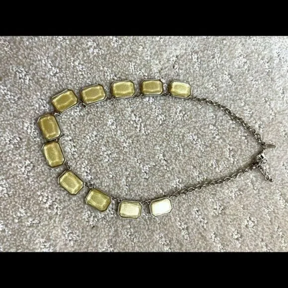 Gold stone glitter statement necklace - Picture 4 of 4